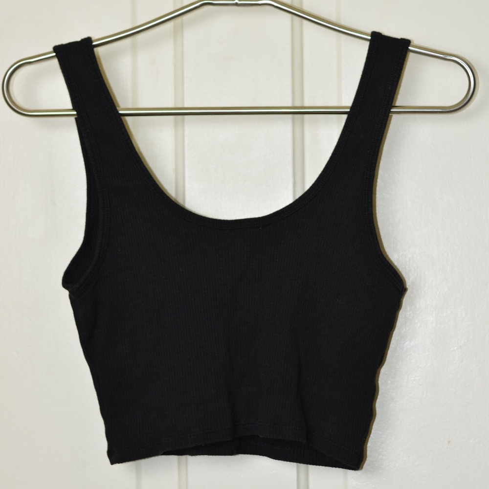 Cropped Top - Picture 6 of 7